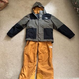 North Face Boy's M 3-in-1 Triclimate Jacket System + Ski Pants Mustard Yellow